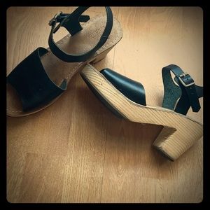 Urban Outfitters shoes